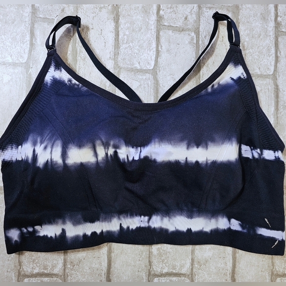 NWOT Adjustable Seamless Sportsbra - Picture 2 of 5